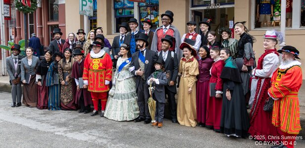 2025-066-160 Dickens on the Strand.jpg