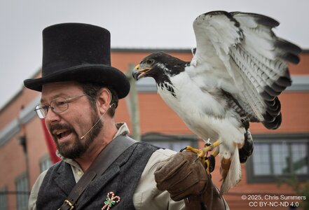 2025-066-198 Dickens on the Strand.jpg