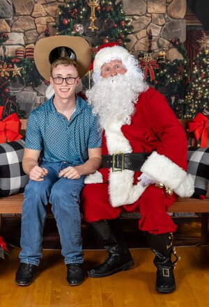 2025-071-061 The Village Santa Portraits.jpg