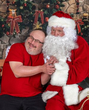 2025-071-103 The Village Santa Portraits.jpg