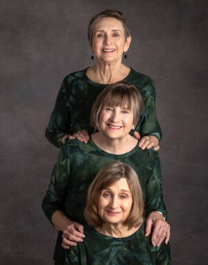 2026-003-051 Emily Murphy & sisters-Edit.jpg