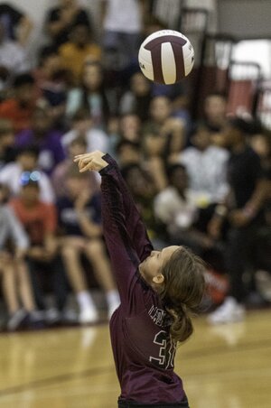 2022-040-023 Emily 8th grade volleyball.jpg