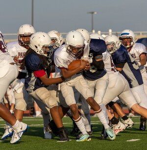 2022-043-115 TMS 8th grade B team football.jpg