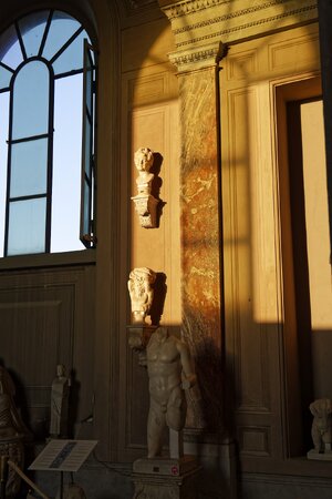 Vatican Museum sunlight.jpg