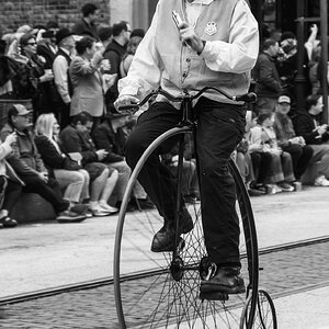 2025-066-424 Dickens on the Strand.jpg