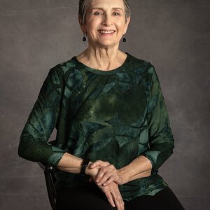 2026-003-079 Emily Murphy & sisters-Edit.jpg