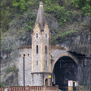 3041_Train Tunnel.jpg