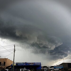 Storm 04 From Iron & Resin Biker Cafe, Currumbin Waters Qld 210615Tx.jpeg
