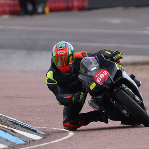 Knee Down Lydden Hill