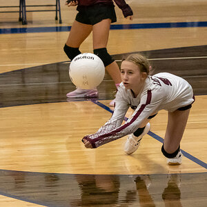 2022-040-375 Emily 8th grade A team volleyball.jpg