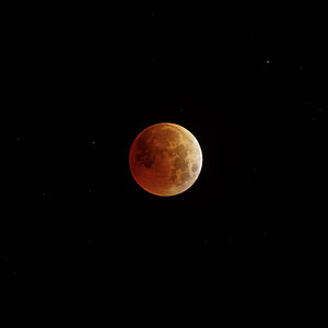 blood_moon 11-8-22.jpg