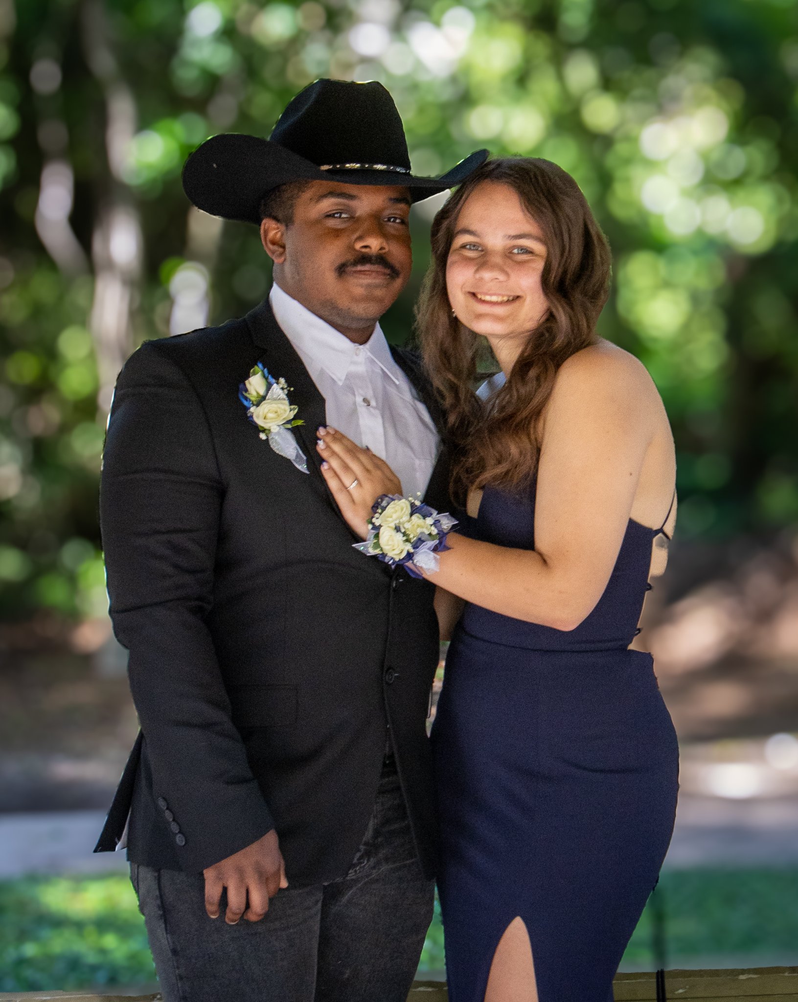 2025-027-136 Sarah and Alex prom portraits.jpg