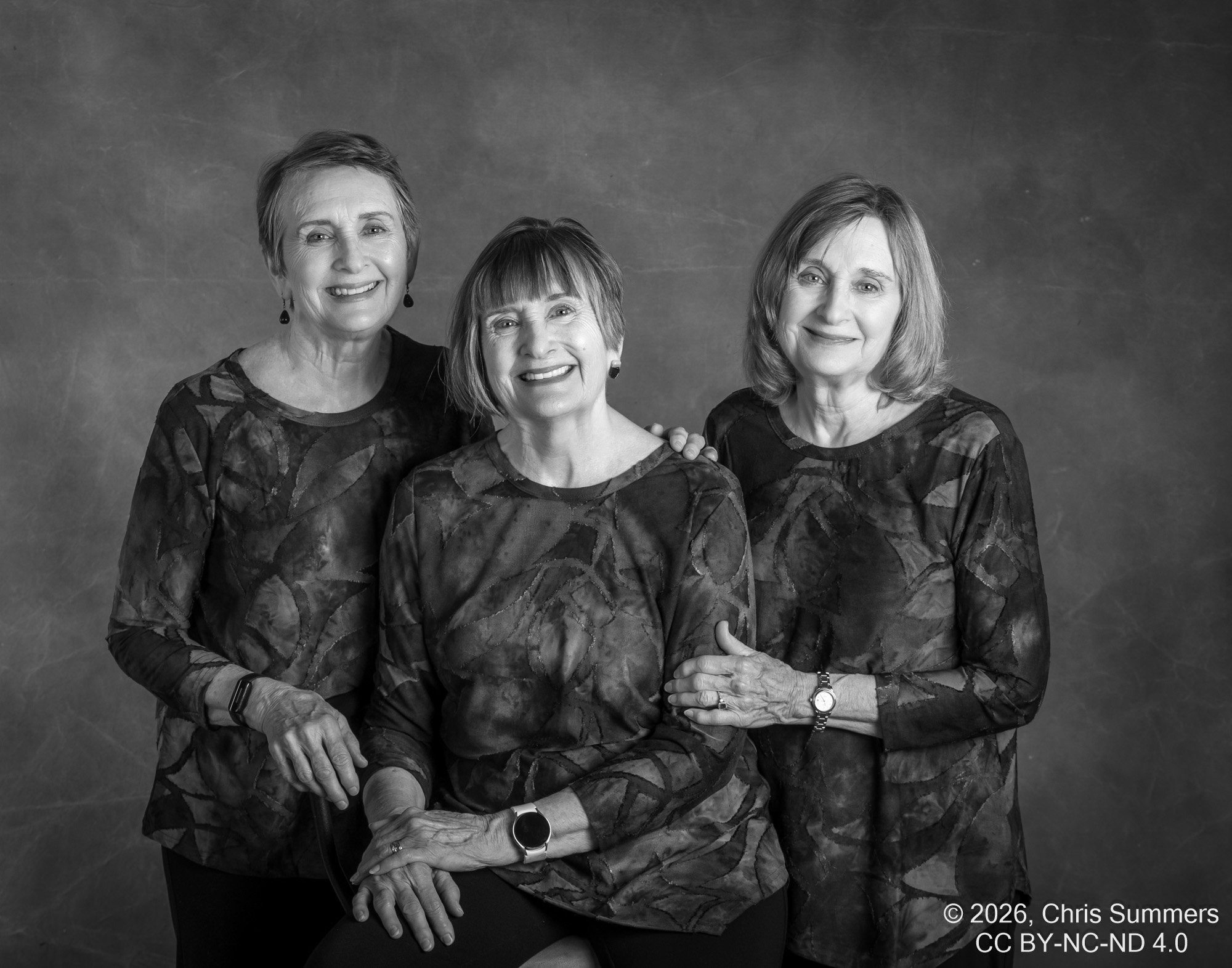 2026-003-008 Emily Murphy & sisters-Edit B&W-2.jpg