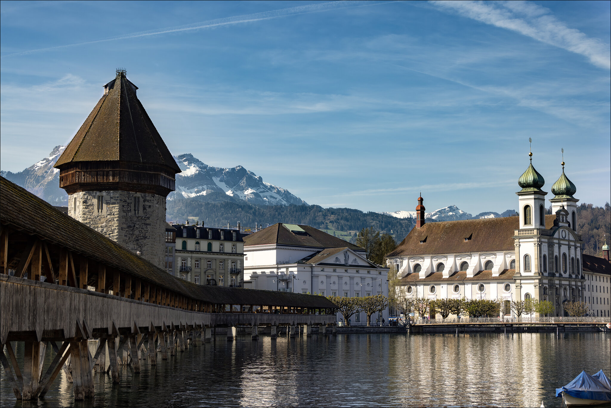 2375_Catholic church in Lucerne, Switzerland reduced.jpg