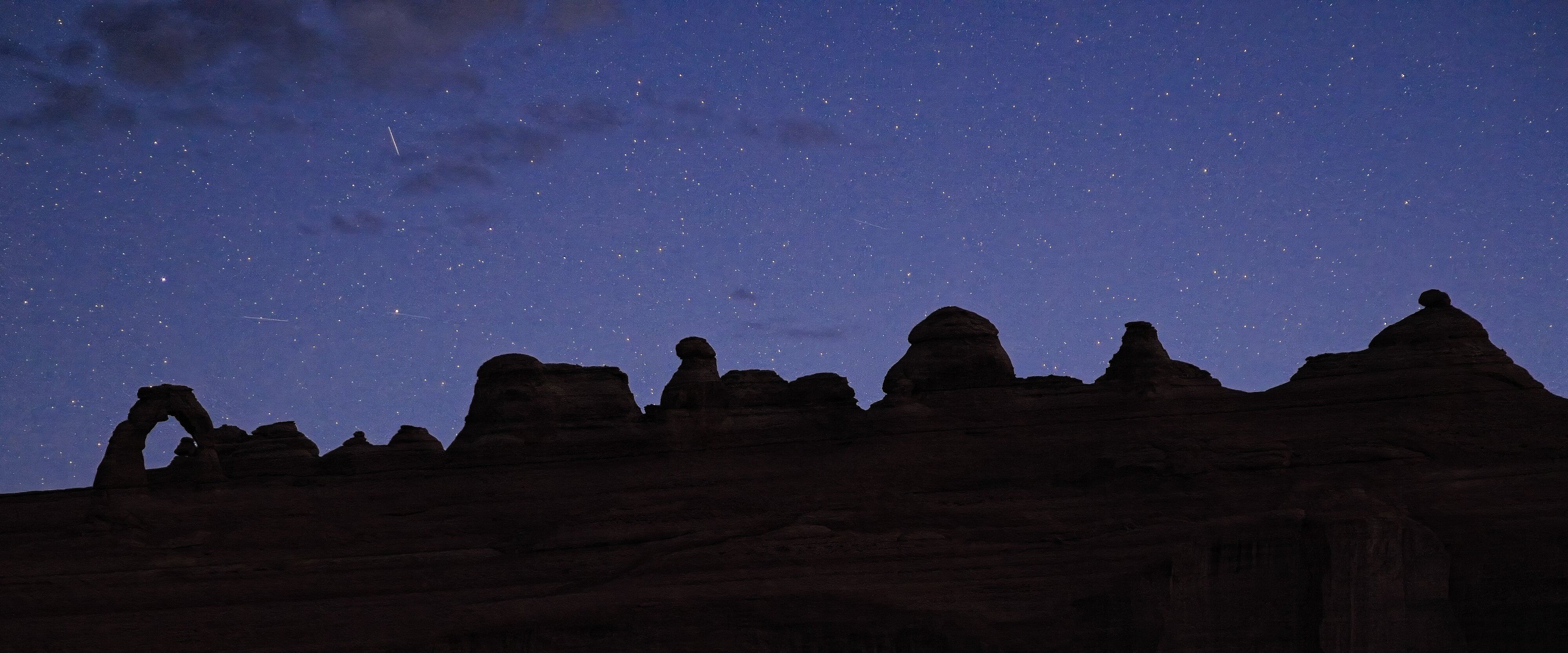 Delicate Arch at 6AM