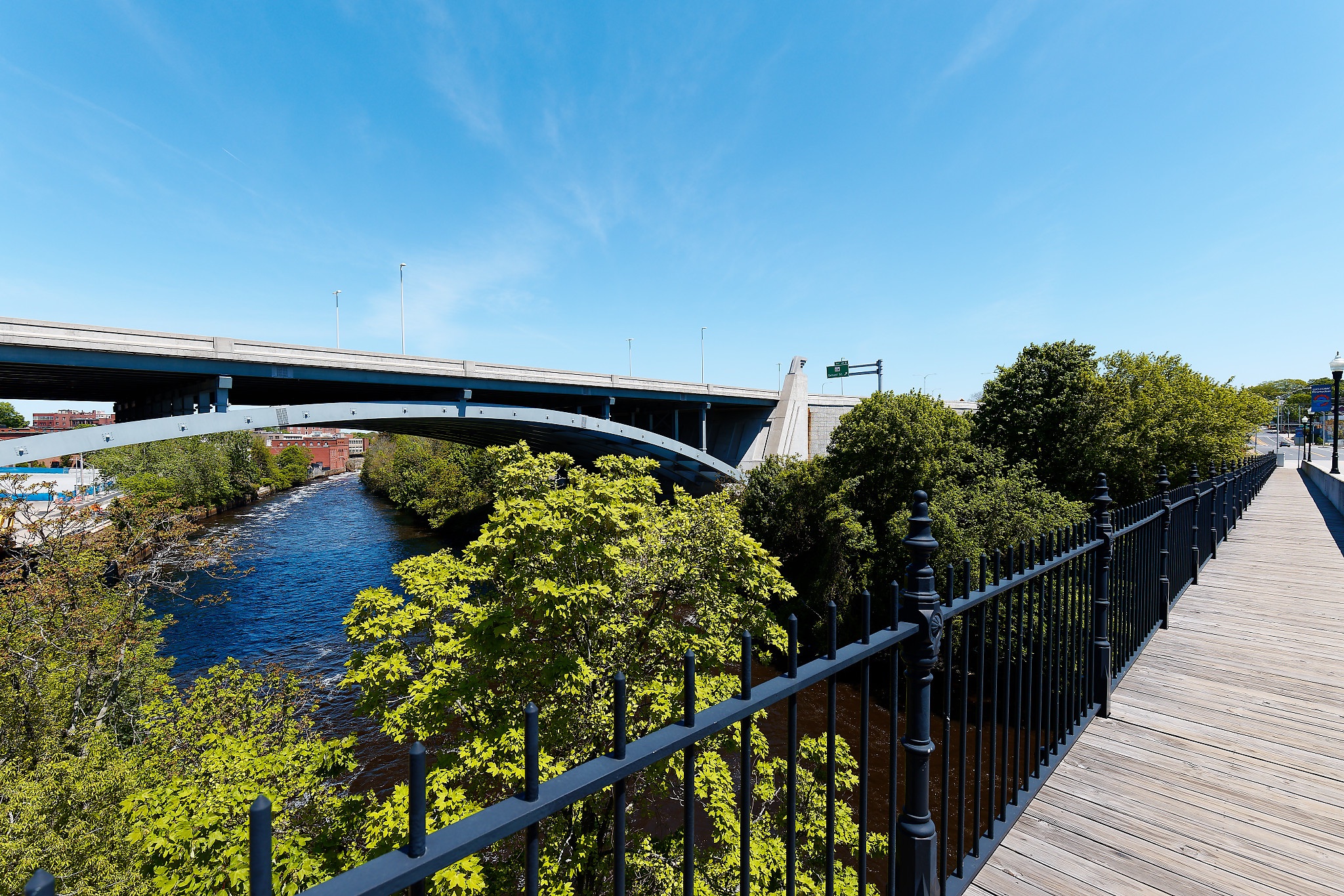 divergent perspective.jpg