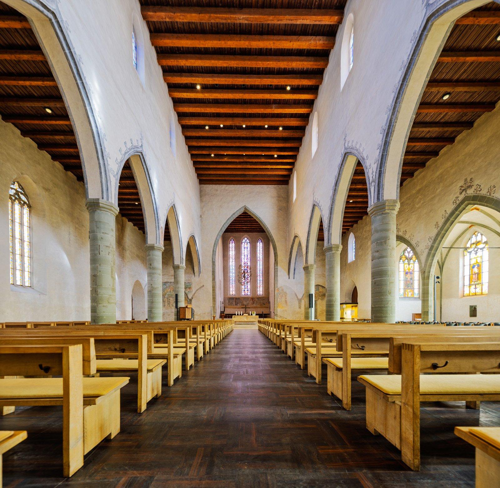 Evangelische Stadtkirche Composite HDR.jpg