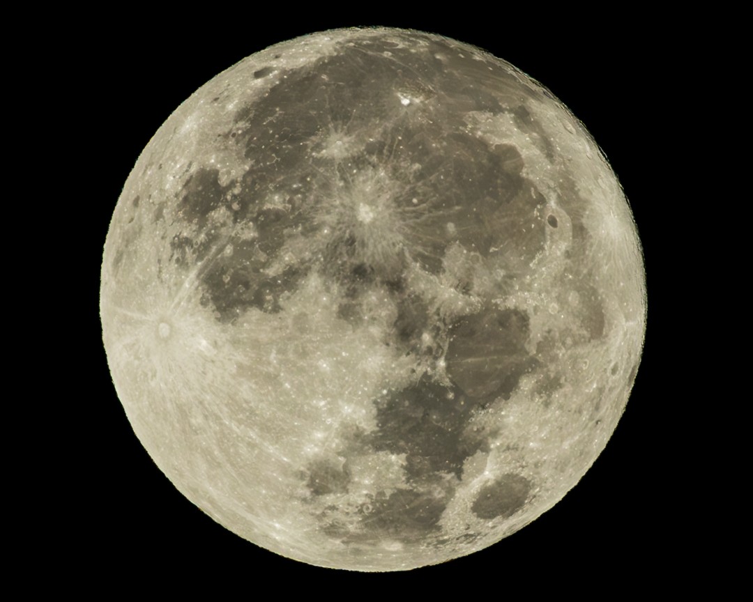 super_moon_8-1-23.jpg